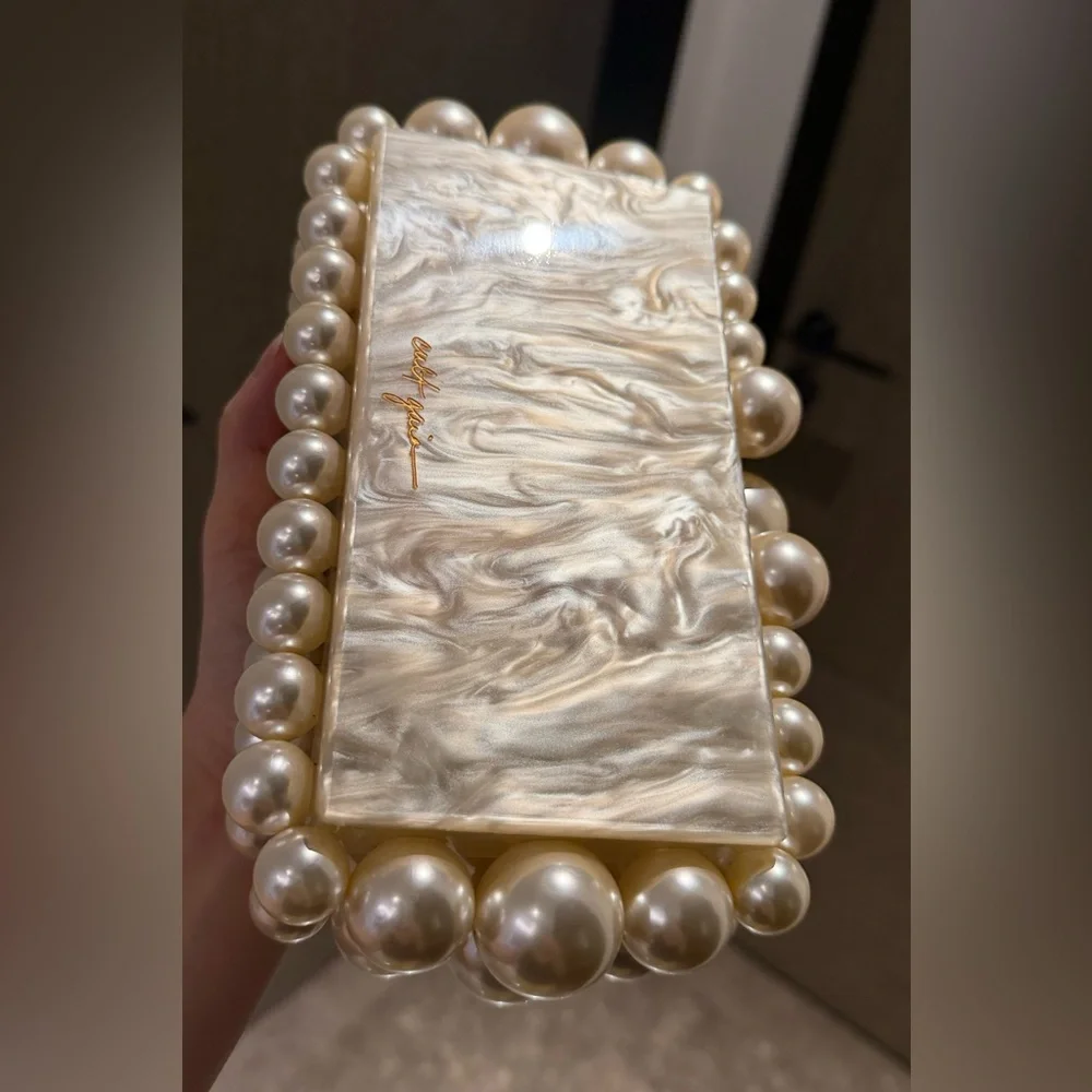 Cult Gaia Eos Pearl Box Clutch - Picture 4 of 16